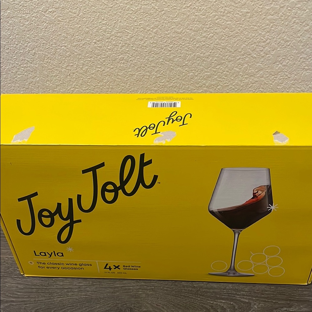 Joy Jolt Layla Red Wine Glass Set